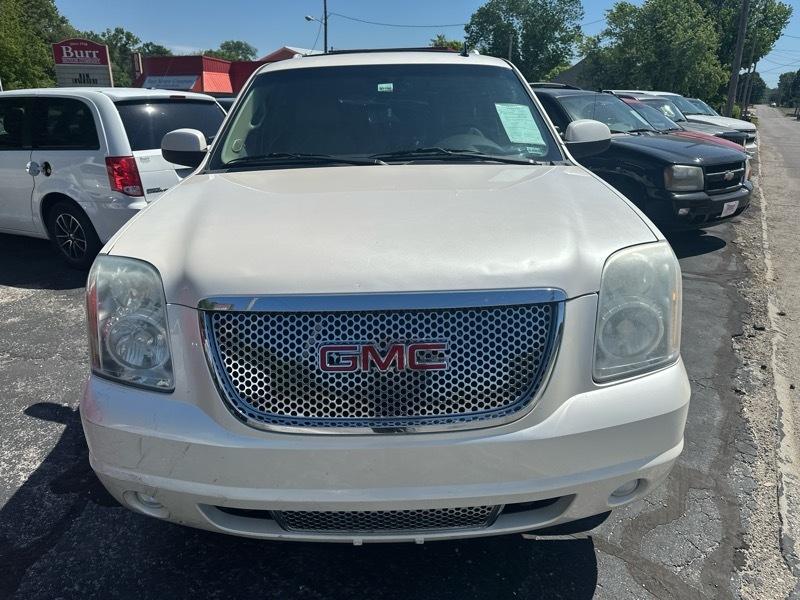 GMC Yukon Denali 4WD 2013