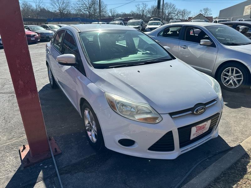 Ford Focus SE Sedan 2014