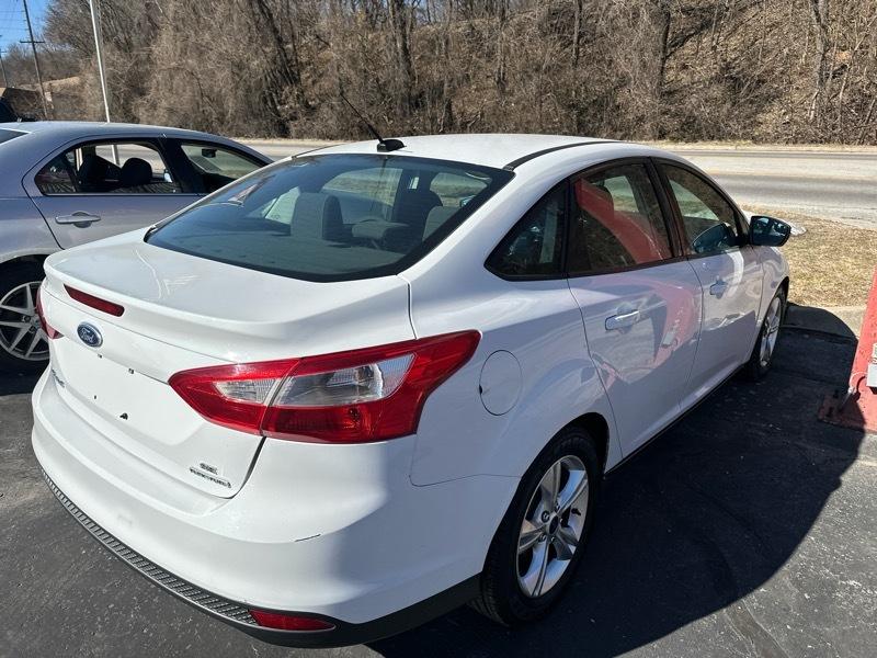 Ford Focus SE Sedan 2014