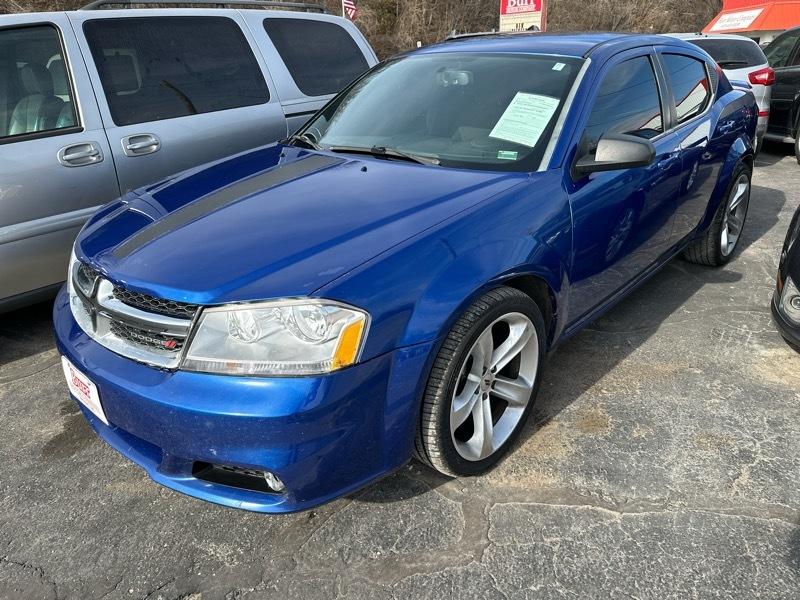 Dodge Avenger 4dr Sdn 2013