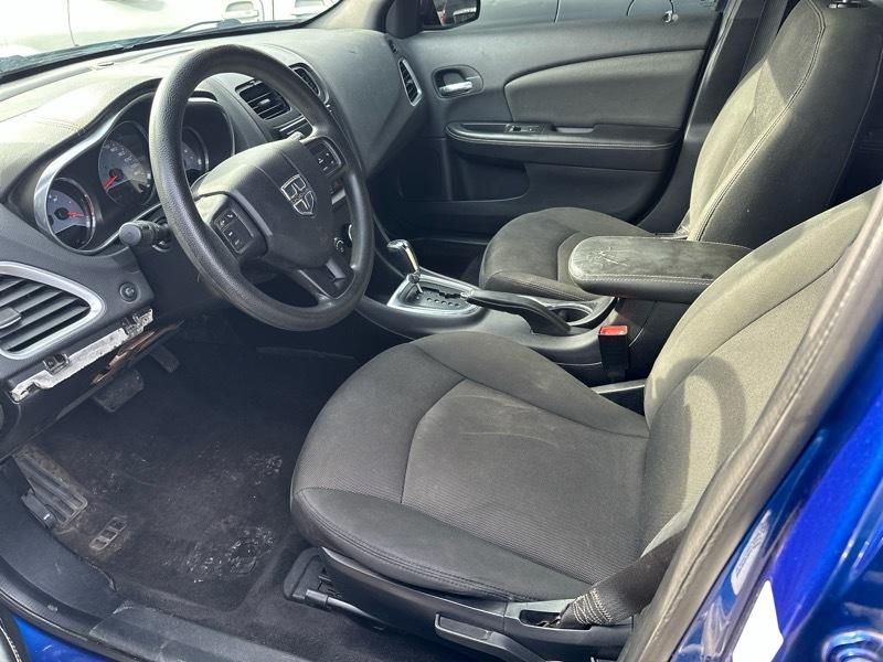 Dodge Avenger 4dr Sdn 2013