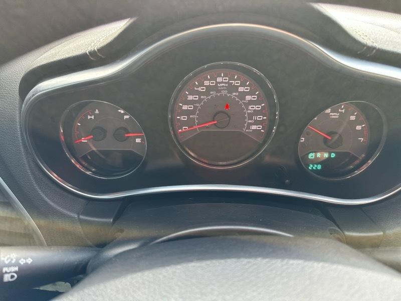 Dodge Avenger 4dr Sdn 2013