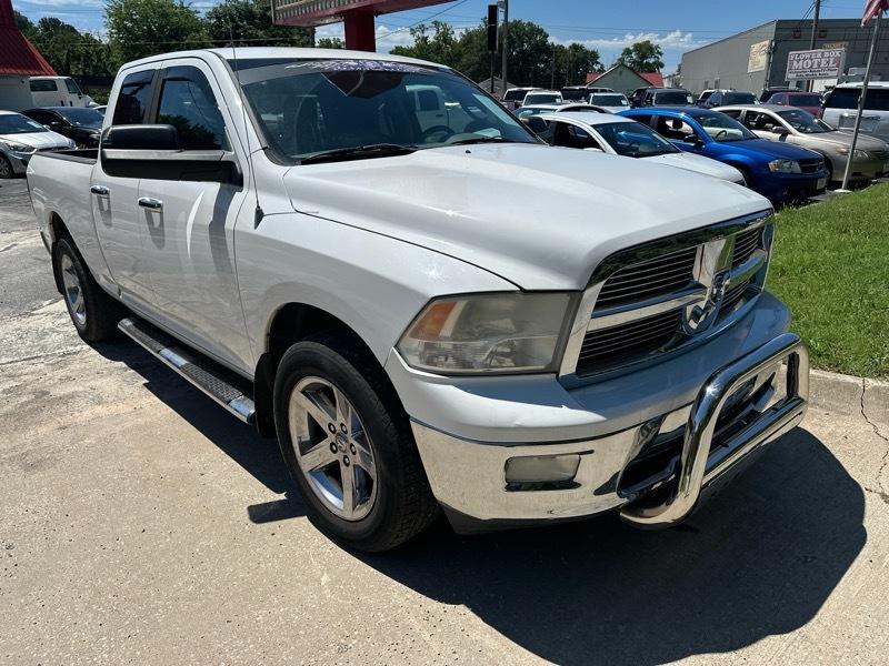 RAM 1500 Tradesman 4x2 Crew Cab 6'4" Box 2011