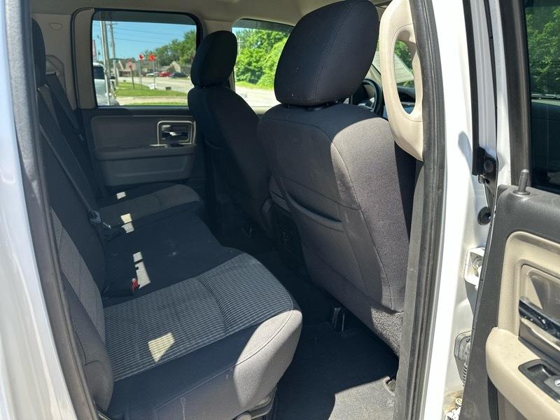 RAM 1500 Tradesman 4x2 Crew Cab 6'4" Box 2011