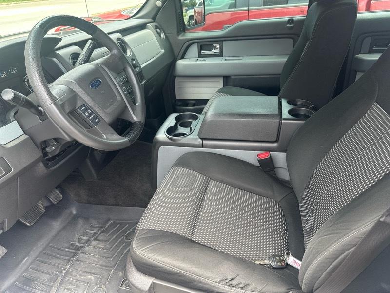 Ford F-150 2WD SuperCrew 145" STX 2014