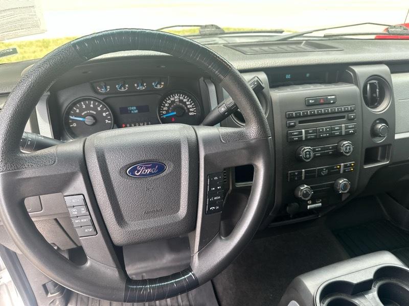 Ford F-150 2WD SuperCrew 145" STX 2014