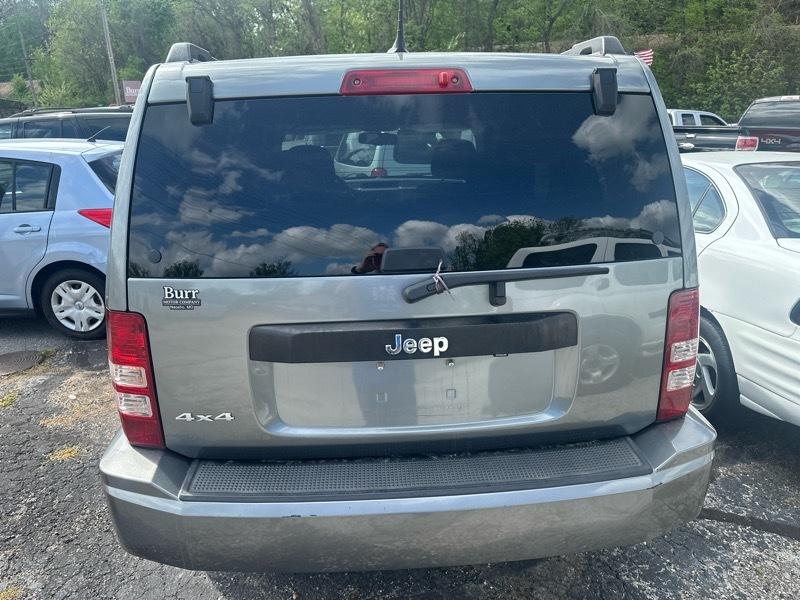 Jeep Liberty Sport 4WD 2012