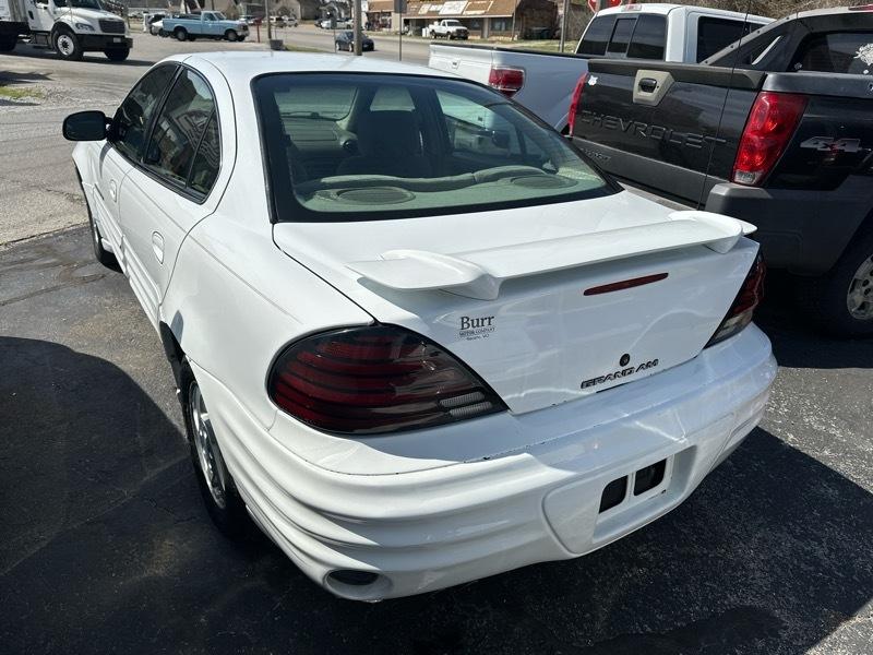 Pontiac Grand Am SE Sedan 1999