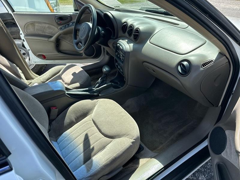 Pontiac Grand Am SE Sedan 1999