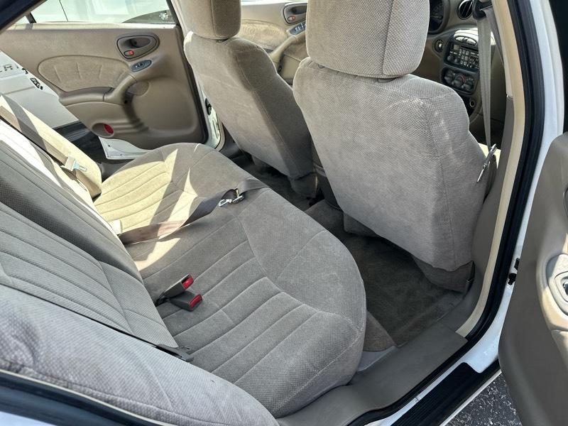 Pontiac Grand Am SE Sedan 1999