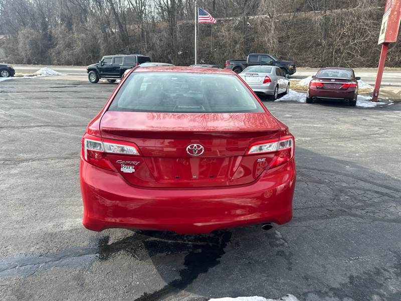 Toyota Camry XLE 2013