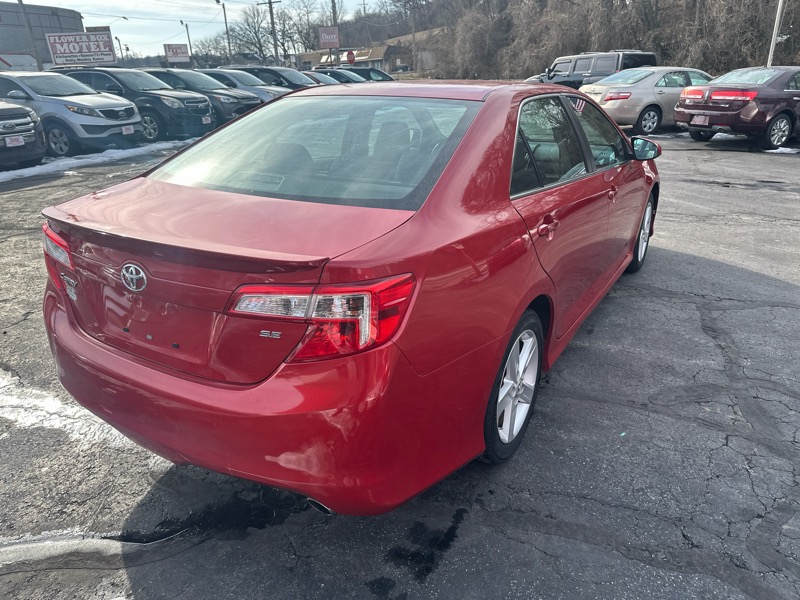 Toyota Camry XLE 2013