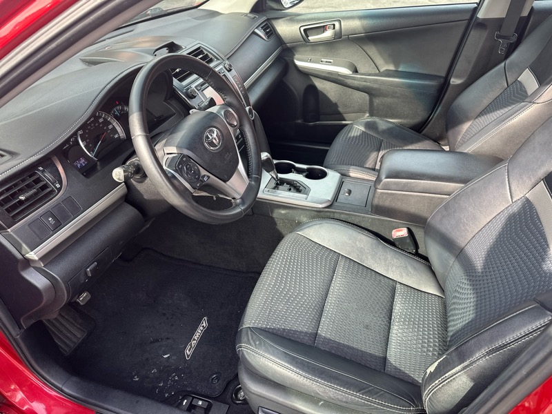 Toyota Camry XLE 2013