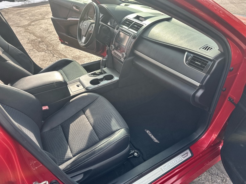 Toyota Camry XLE 2013