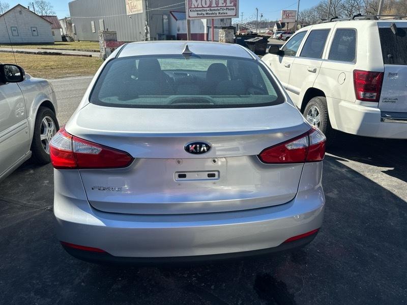 Kia Forte LX w/Popular Package 2016