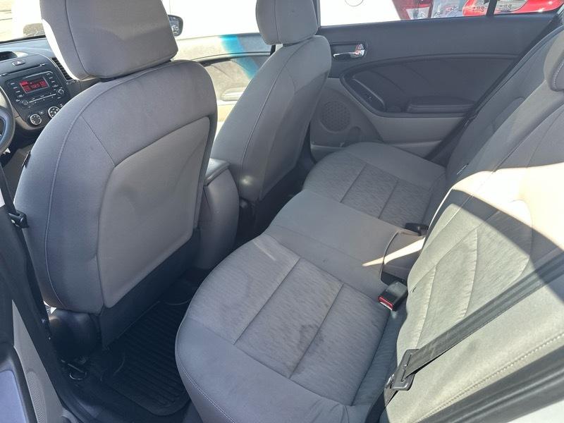 Kia Forte LX w/Popular Package 2016