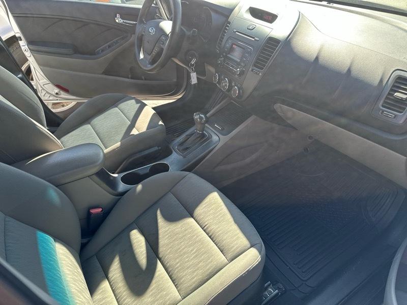 Kia Forte LX w/Popular Package 2016