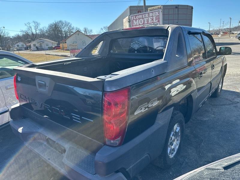 Chevrolet Avalanche 1500 4WD 2003
