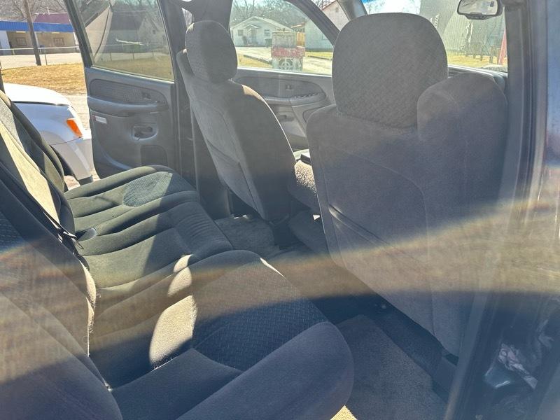 Chevrolet Avalanche 1500 4WD 2003