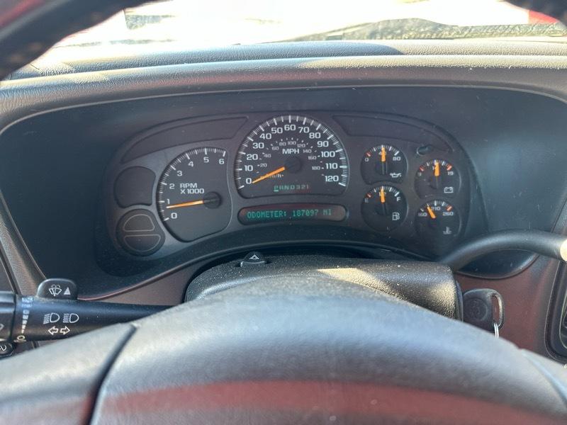 Chevrolet Avalanche 1500 4WD 2003