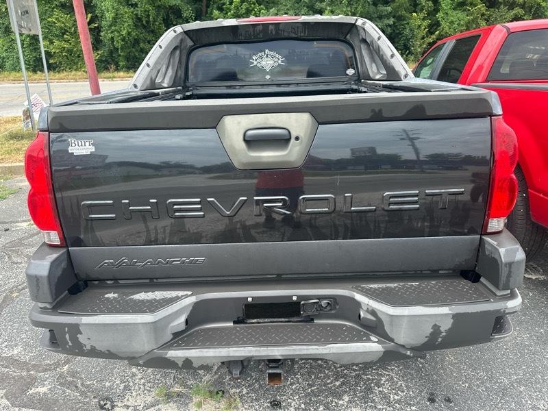 Chevrolet Avalanche 1500 4WD 2003