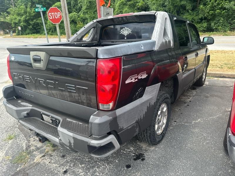 Chevrolet Avalanche 1500 4WD 2003