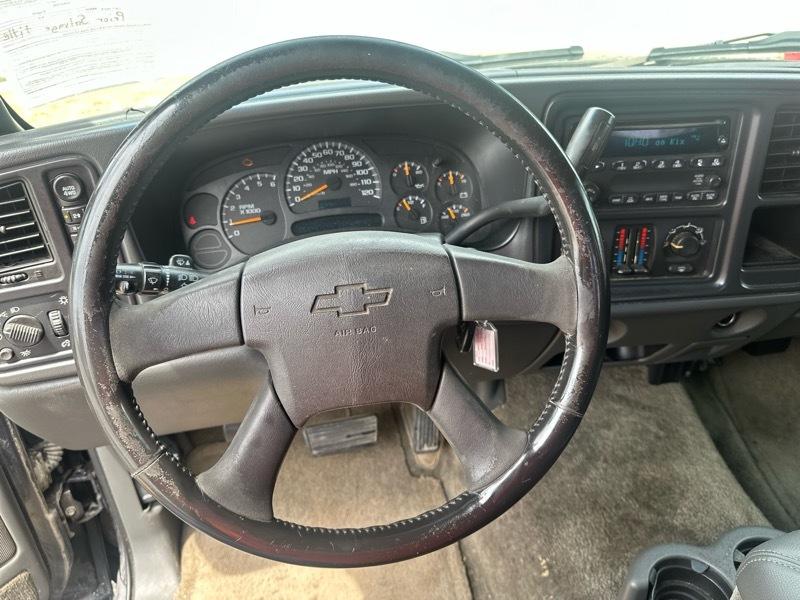 Chevrolet Avalanche 1500 4WD 2003
