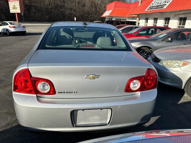 Chevrolet Malibu 1LT 2012
