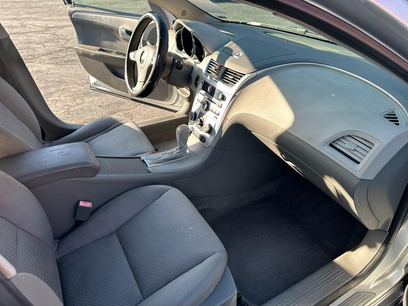 Chevrolet Malibu 1LT 2012