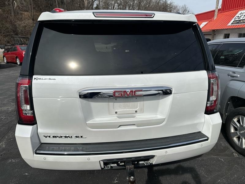 GMC Yukon XL Denali 4WD 2018