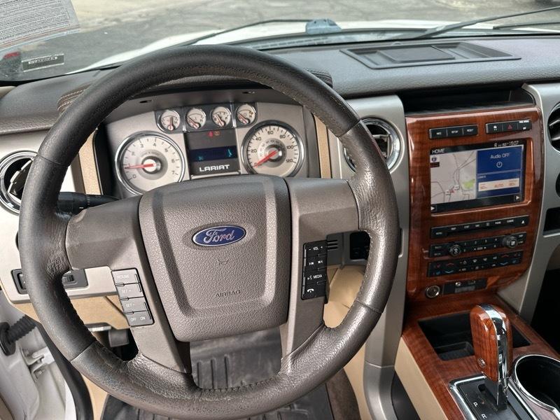 Ford F-150 4WD SuperCrew 145" Lariat 2010