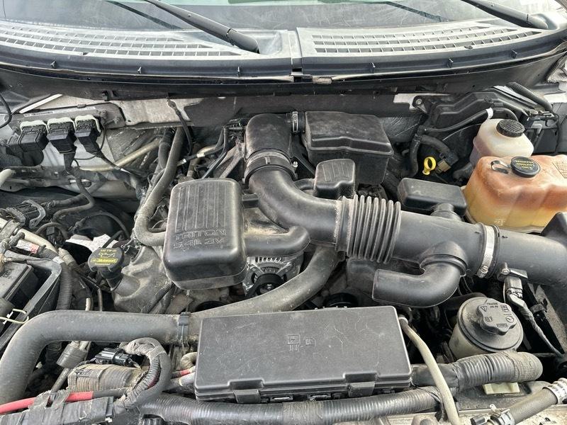 Ford F-150 4WD SuperCrew 145" Lariat 2010