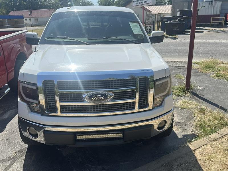 Ford F-150 4WD SuperCrew 145" Lariat 2010