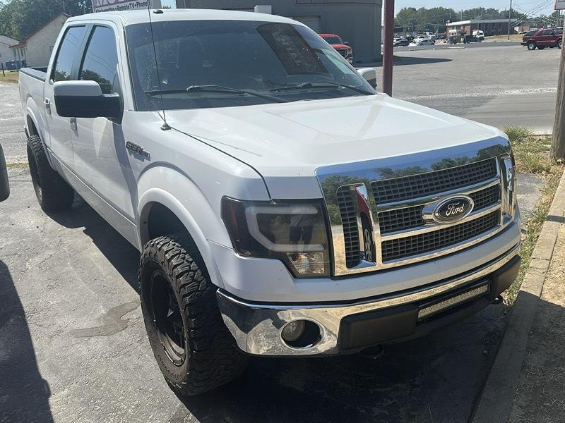 Ford F-150 4WD SuperCrew 145" Lariat 2010