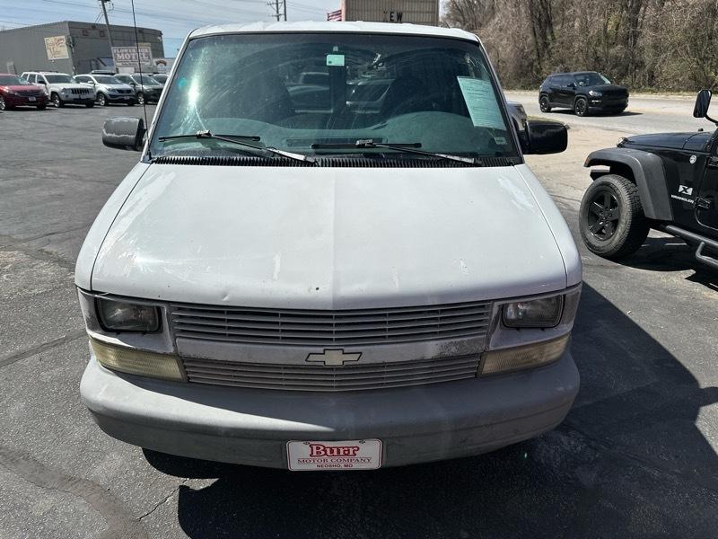 Chevrolet Astro Cargo Van 2WD 2002