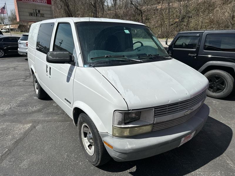 Chevrolet Astro Cargo Van 2WD 2002