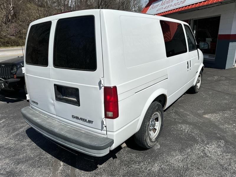 Chevrolet Astro Cargo Van 2WD 2002