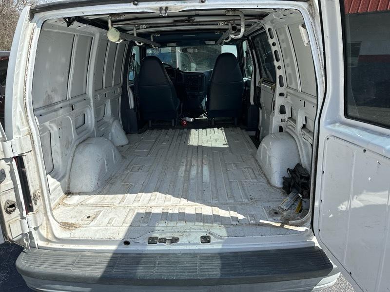 Chevrolet Astro Cargo Van 2WD 2002