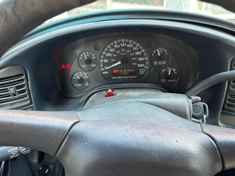 Chevrolet Astro Cargo Van 2WD 2002