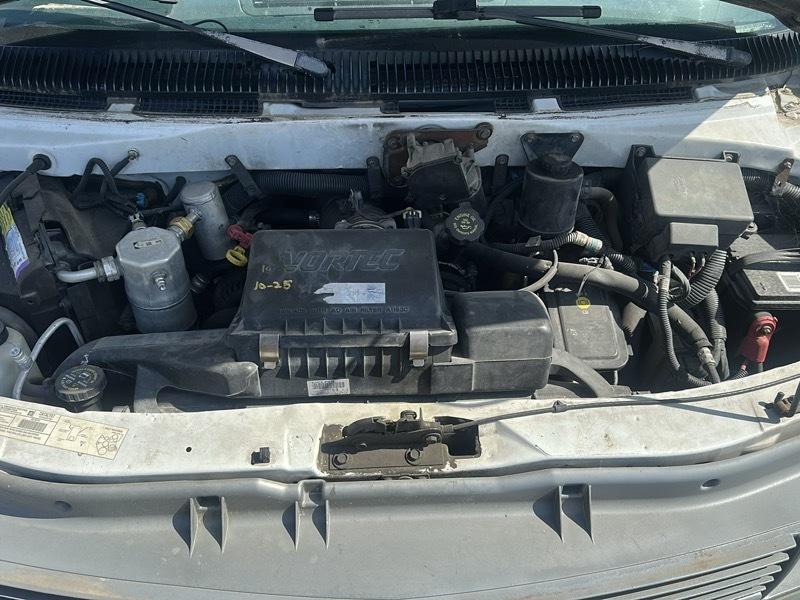 Chevrolet Astro Cargo Van 2WD 2002