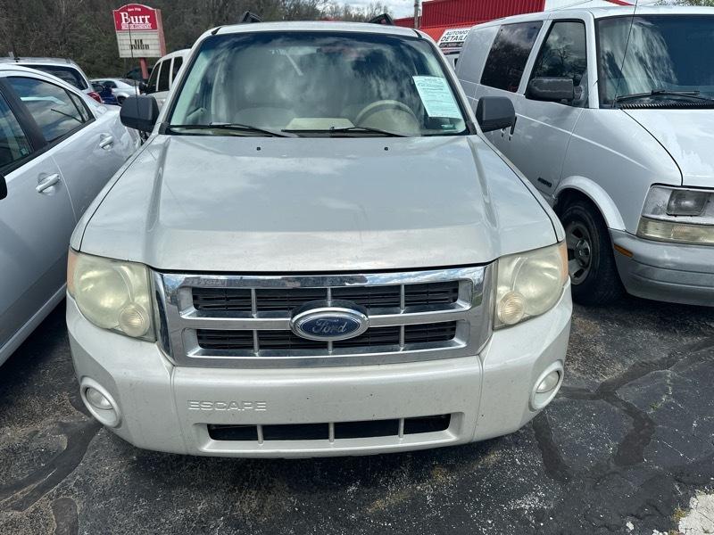 Ford Escape XLT 2WD I4 2008