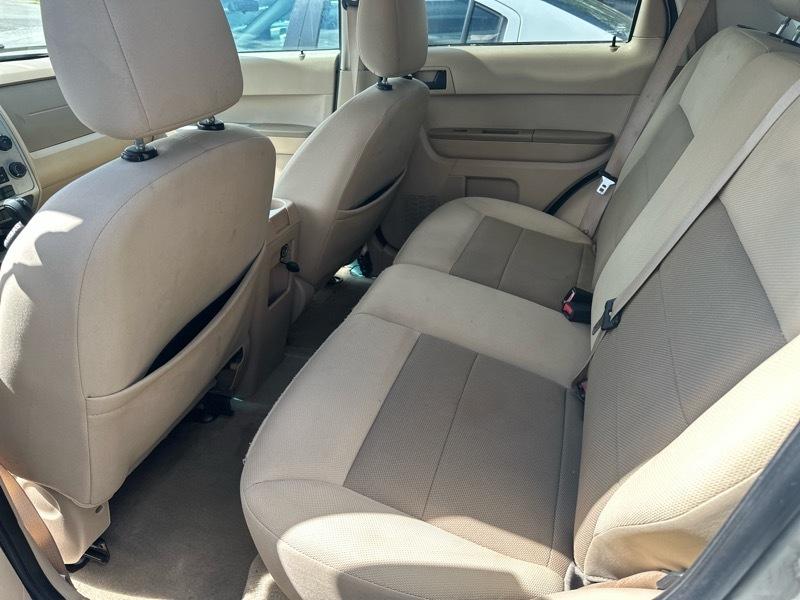 Ford Escape XLT 2WD I4 2008
