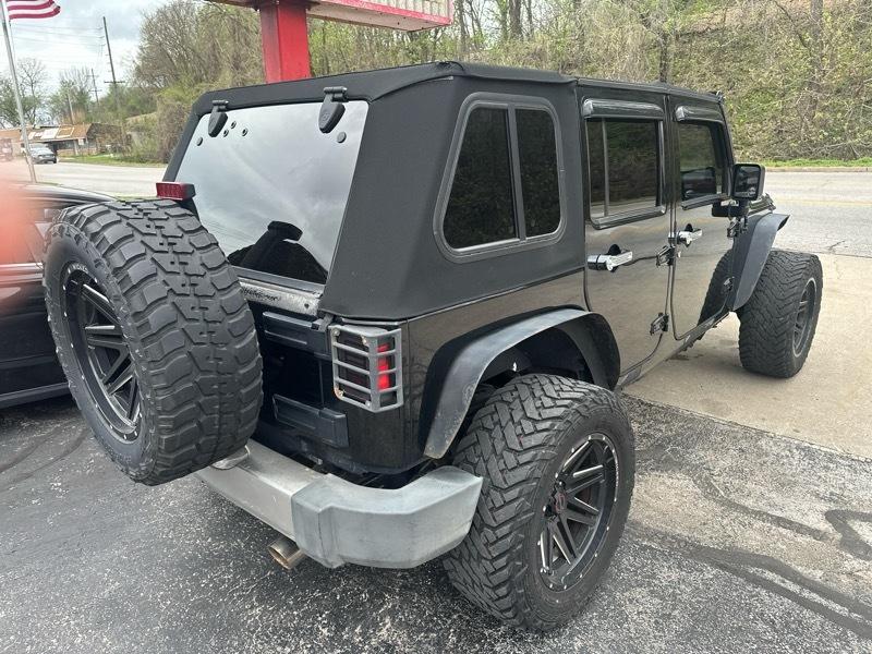 Jeep Wrangler Unlimited Sahara 4WD 2007