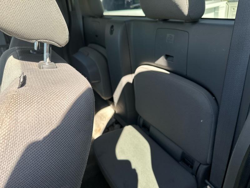 Nissan Frontier 2WD King Cab I4 Manual S 2015