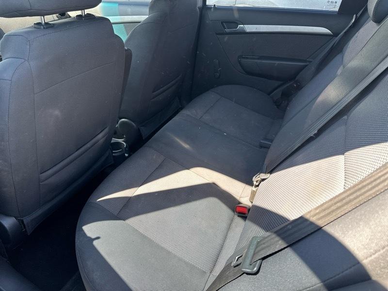 Chevrolet Aveo LS 4-Door 2011