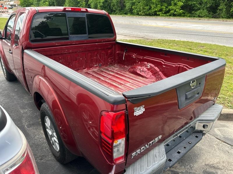 Nissan Frontier 2WD King Cab I4 Auto SV 2017