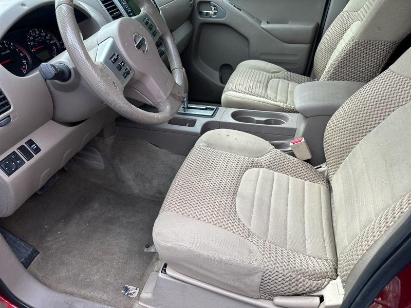 Nissan Frontier 2WD King Cab I4 Auto SV 2017