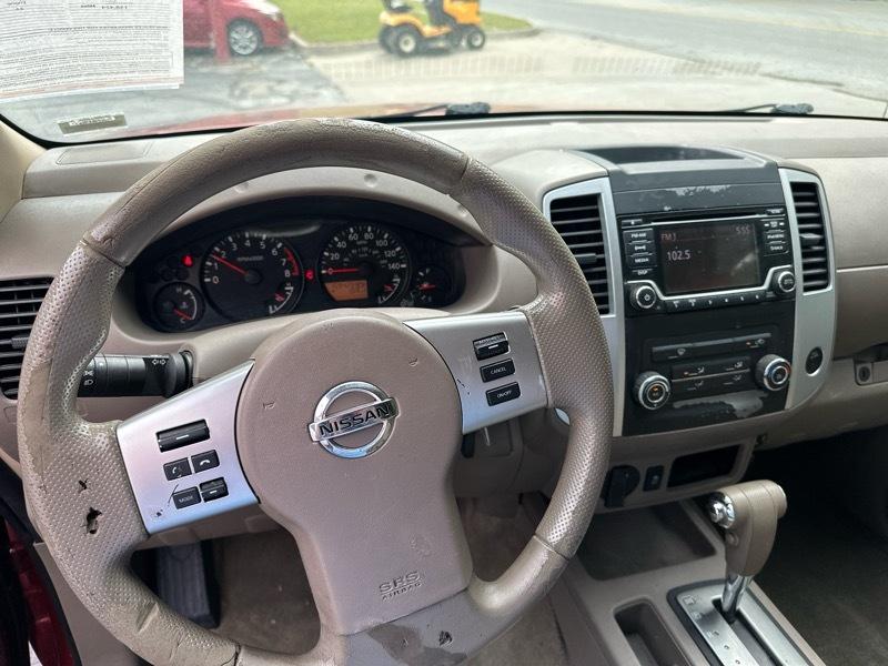 Nissan Frontier 2WD King Cab I4 Auto SV 2017
