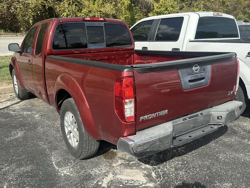 Nissan Frontier 2WD King Cab I4 Auto SV 2017