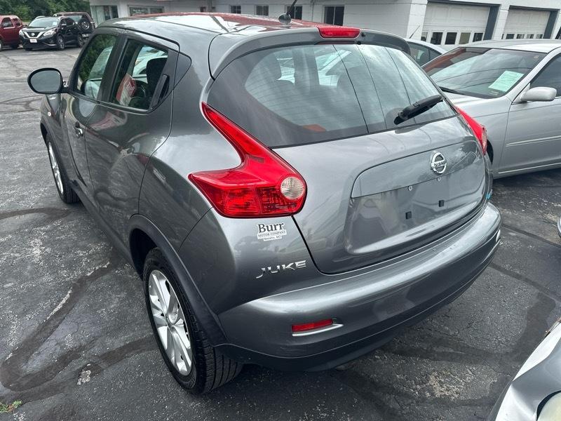 Nissan Juke S FWD 2014
